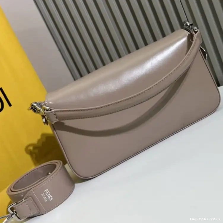 Cheap HOT Bag Medium Fendi In Tiffany Khaki Baguette Smooth Leather 0701